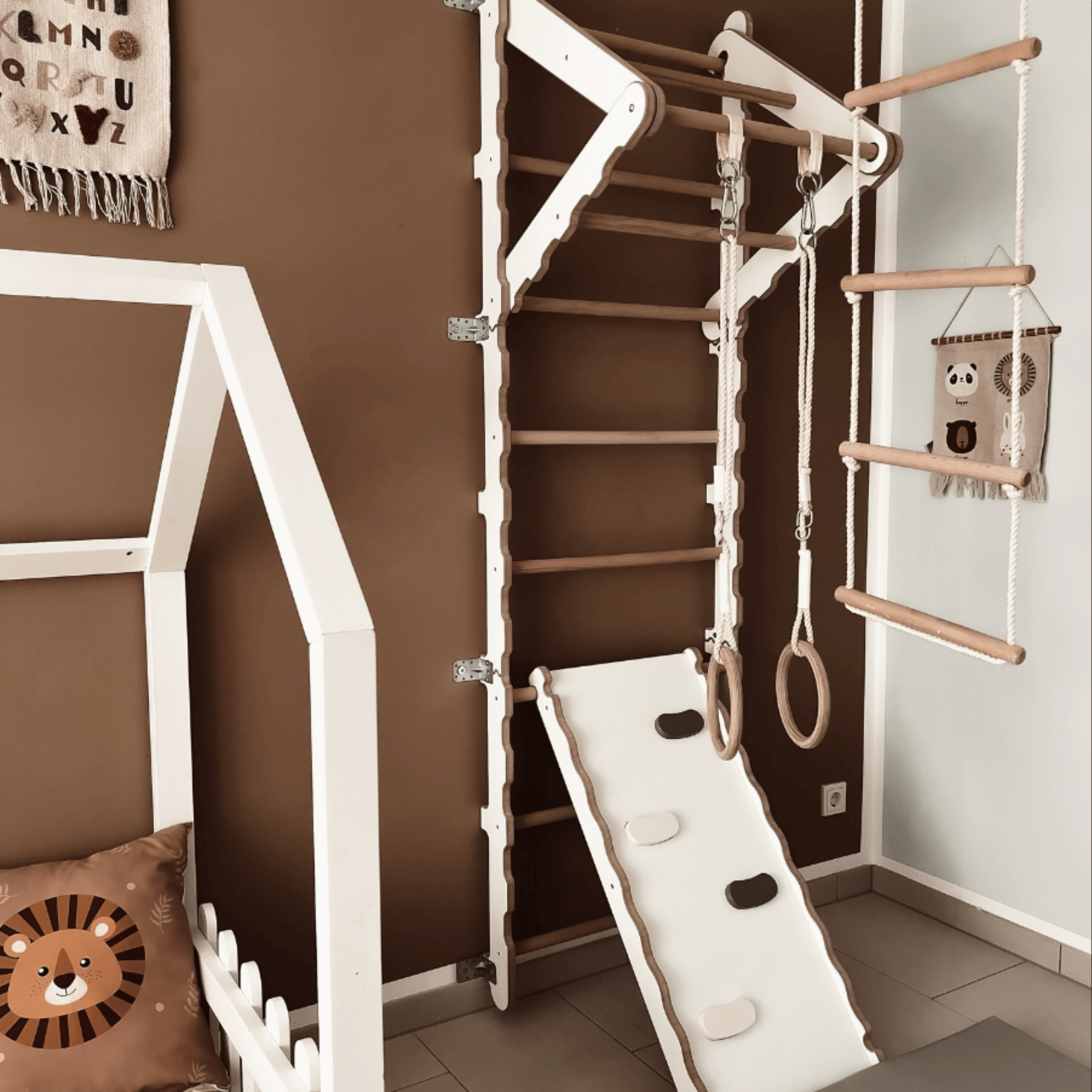 Toboggan Intérieur MAMOI – Bois, Escalade Et Toboggan – Triangle + Arche – Dès 1 An – Style Scandinave