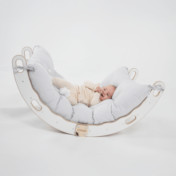 MAMOI® Arrampicata per bambini in legno naturale, Dondolo triangolo, Altalena da casa interno, Parete arco montessori a partire da 1 anno 2/3 anni