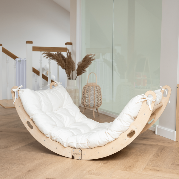MAMOI® Arrampicata per bambini in legno naturale, Dondolo triangolo, Altalena da casa interno, Parete arco montessori a partire da 1 anno 2/3 anni