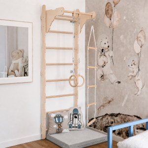 MAMOI® Wall-mounted gym ladder for children with gymnastic rings, rope ladder and protective mat